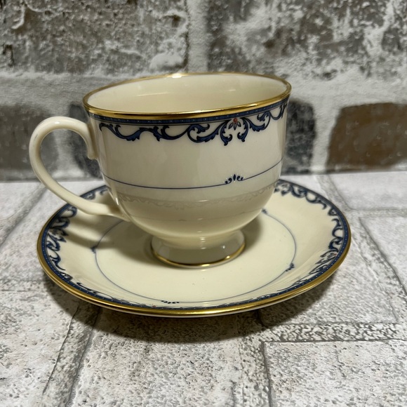 Lenox Liberty Footed Cup And Saucer Set - Picture 1 of 8